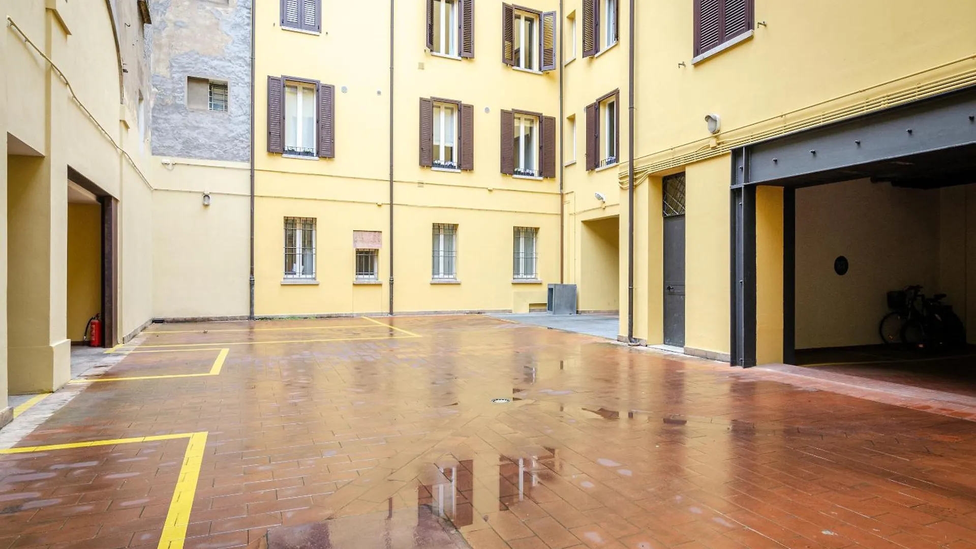 San Giorgio Loft Apartment Bologna 0*,